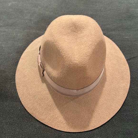 Old navy hat - Picture 4 of 5